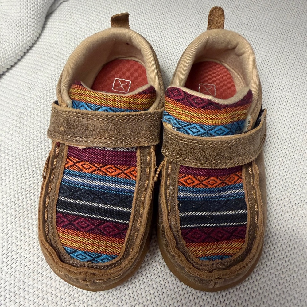 Twisted X Kids Moccasins with Multicolor Pattern